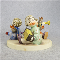 HERALD ANGELS Candleholder Purple Shoes (Hummel 37, TMK)