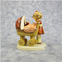 DOLL MOTHER Figurine (Hummel 67, TMK)