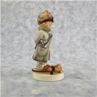 DOCTOR Figurine (Hummel 127, TMK)