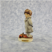 DOCTOR Figurine (Hummel 127, TMK)