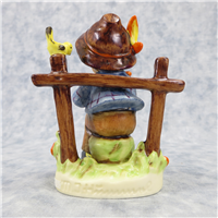 She Loves Me, She Loves Me Not! Figurine Hummel 174 TMK 6