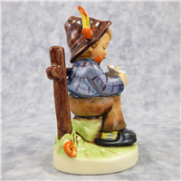 She Loves Me, She Loves Me Not! Figurine Hummel 174 TMK 6