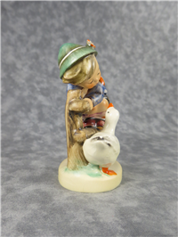 BARNYARD HERO 3-3/4 inch Figurine   (Hummel 195 2/0, TMK4)