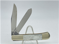 1982 FIGHT'N ROOSTER Mother of Pearl International Cutlery Club Trapper